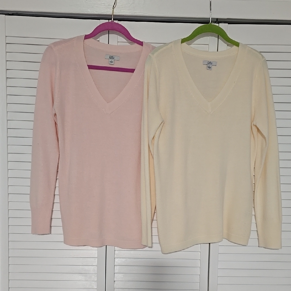 Croft & BARREL V-Neck Sweaters Pink and Cream Lightweight Knit